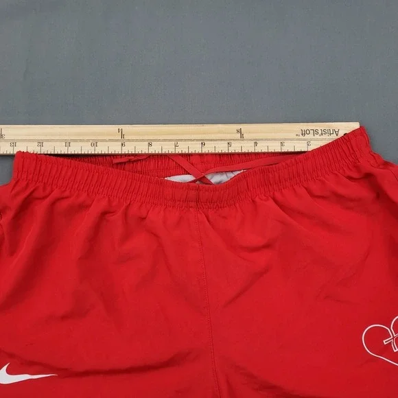 Nike Dri-FIT Tempo Women Red Running Shorts Heart Cross Graphic Small S - Picture 4 of 12